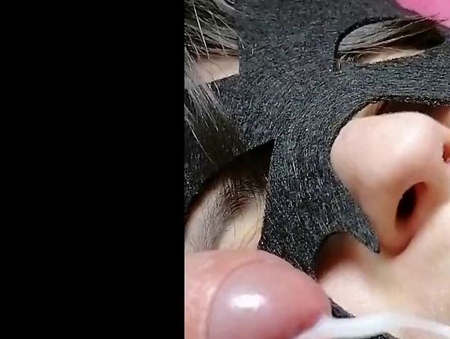 Download: BatGirl205 - Bekomme schön viel Spermien ins Gesicht.. (ohne Ton)