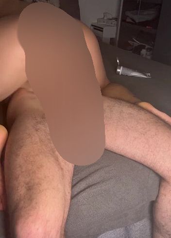 Download: BellaDiamondx - Reite seinen Schwanz wie ein Cowgirl und werde mit seinem Sperma gefüllt - Teilausschnitt