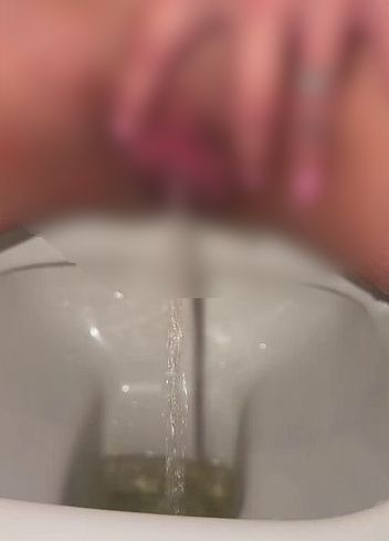 Download: BellaDiamondx - Nach nem geilen Fick sein Sperma aus mir raus pissen