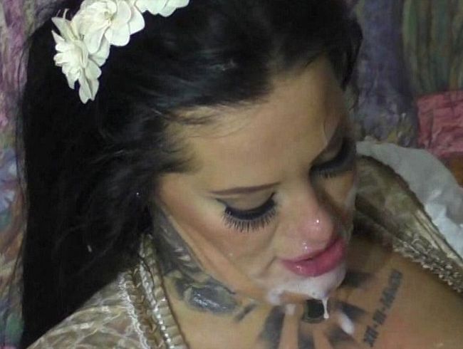 Download: Benny-Bang - Massenhaft Sperma im Maul