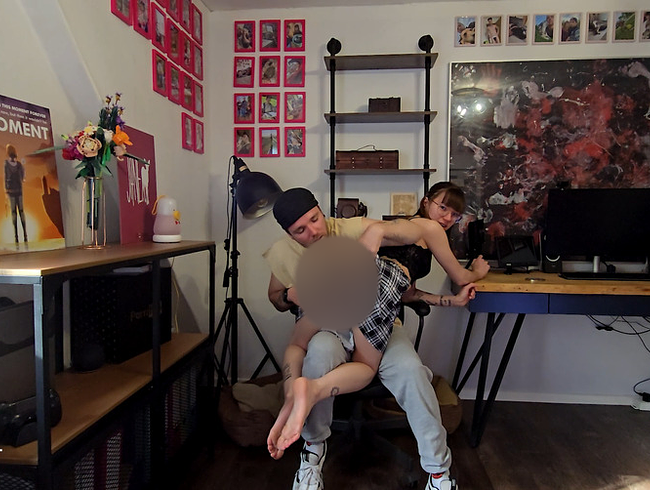 Download: BettDuett - Vom Freund versohlt und vollgepumpt !!