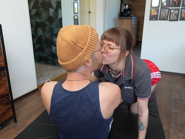 Download: BettDuett - Sportlicher Couple Sex !!