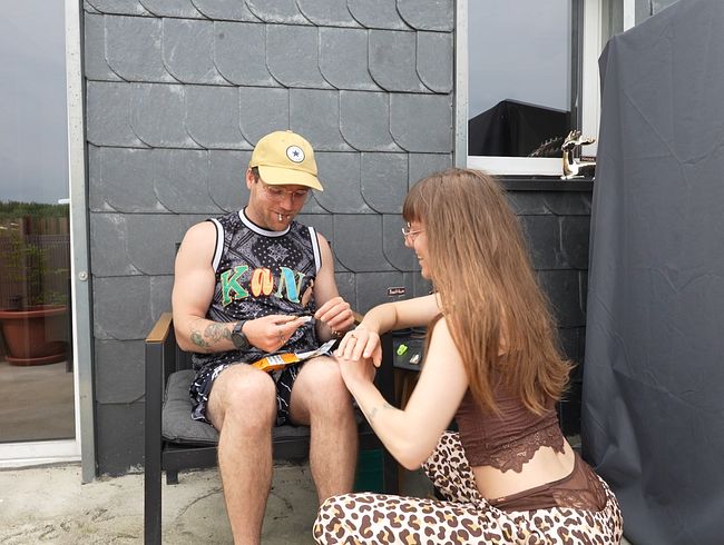 Download: BettDuett - Zeit für ein Zigaretten Quicky !!