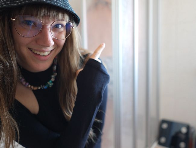 Download: BettDuett - Überraschungs Sex unter der Dusche !!