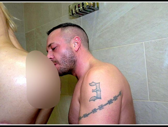 Download: BeverlyAthaliavip - Sex in der Dusche mit meinem Nachbarn