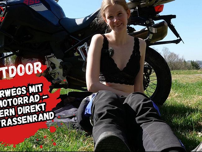 Download: Bikergirl_97 - Heimlich auf Bikertour gefingert bis zum Doppel Orgasmus!