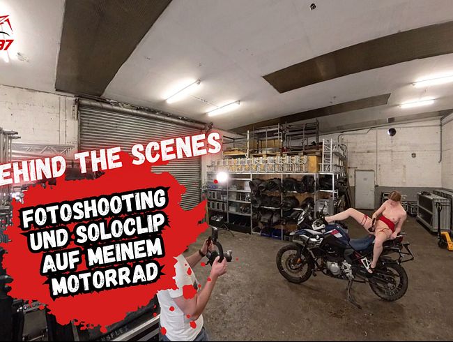Download: Bikergirl_97 - Hinter den Kulissen beim Shooting und Porno Dreh!