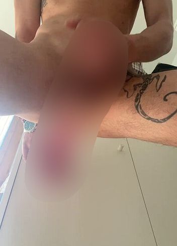 Download: Bingoxxx95 - Wie ich diesen großen roten Schwanz in meinem Arsch genieße!!!