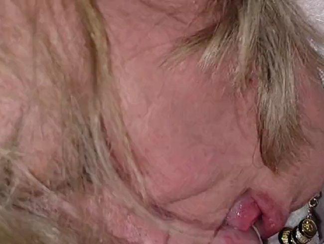 Download: BlasMausAga - Denn Schwanz sauber geleckt