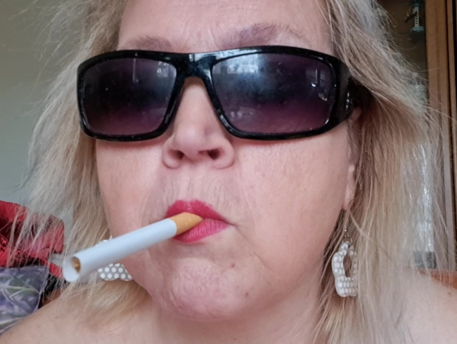 Download: Blasflittchen - (D)eine rauchende X- Vorlage (dominant)