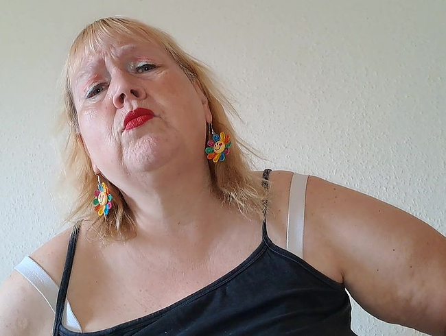 Download: Blasflittchen - Kopfkino - dominante Füsse für dein Schwanz