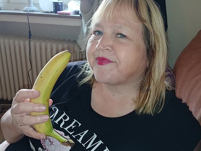 Download: Blasflittchen - Geilschleim an der Banane