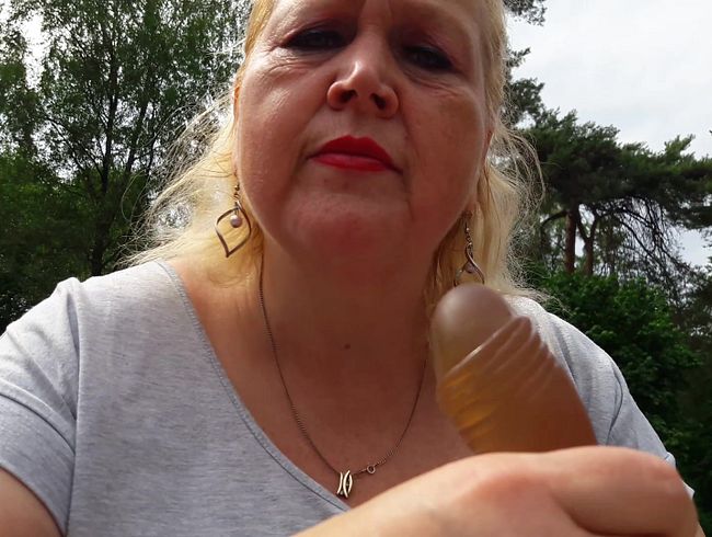 Download: Blasflittchen - wichsanweisung am Rastplatz - POV
