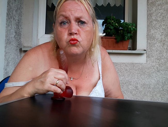 Download: Blasflittchen - Ich würde dir jetzt gern ein wichsen - POV