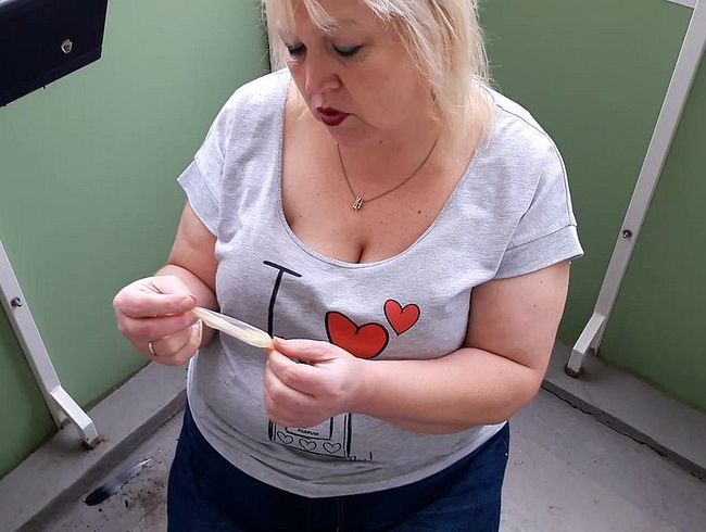 Download: Blasflittchen - Kondomspiele auf dem Balkon