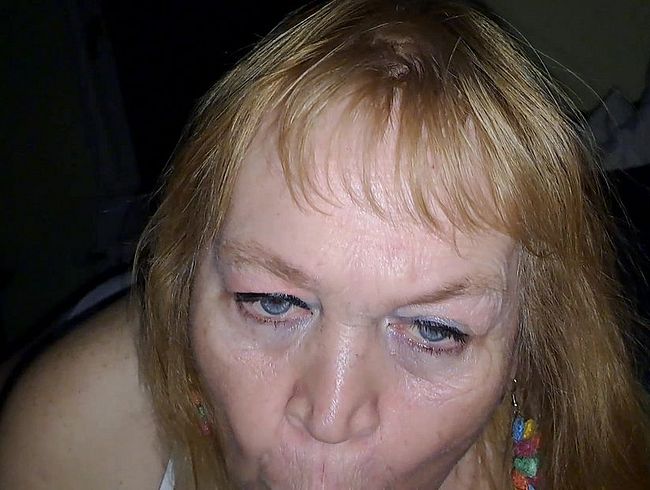 Download: Blasflittchen - Ich blas dir ein - POV Blowjob