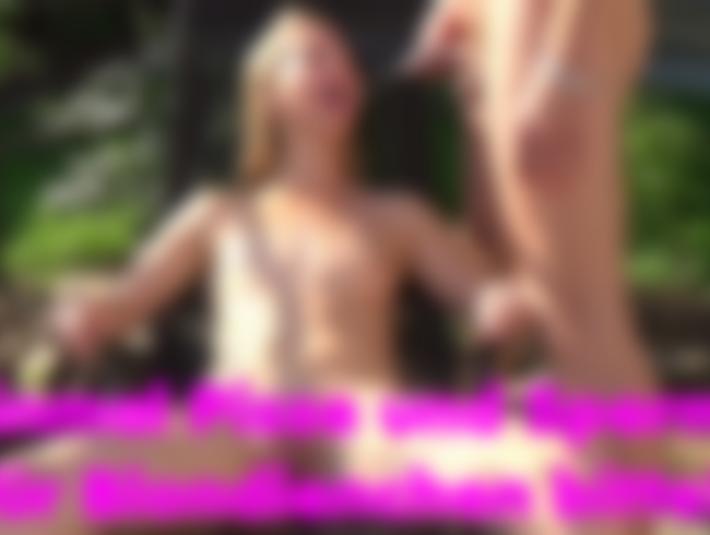 Download: Blondienchen - Einmal Pisse und Sperma für Blondienchen bitte!!!!