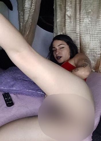 Download: Bluish_Blue - Ich berühre meine Muschi schnell und fest vor der Kamera.....