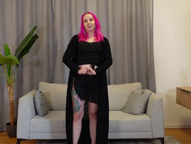 Download: Blush_Babe - OMG Wenn das mein EX erfährt! Komplett NACKT im Internet!!