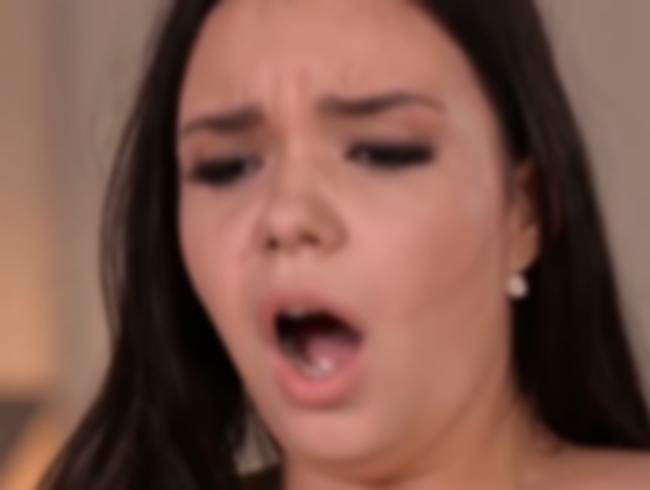 Download: Bombastic-Tits - Boah geil! Mega ORGASMEN durch schwarzem Riesenschwanz!