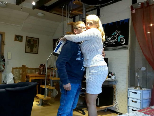 Download: Brandi69 - Lasst uns ein neues Spielzeug