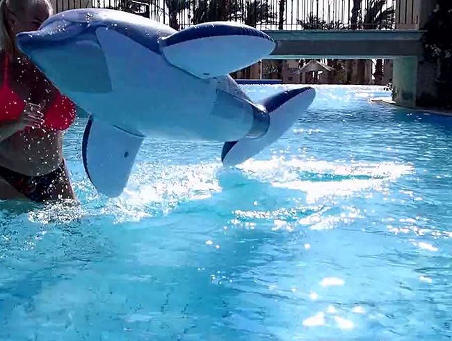 Download: Brandi69 - Poolspass im Urlaub