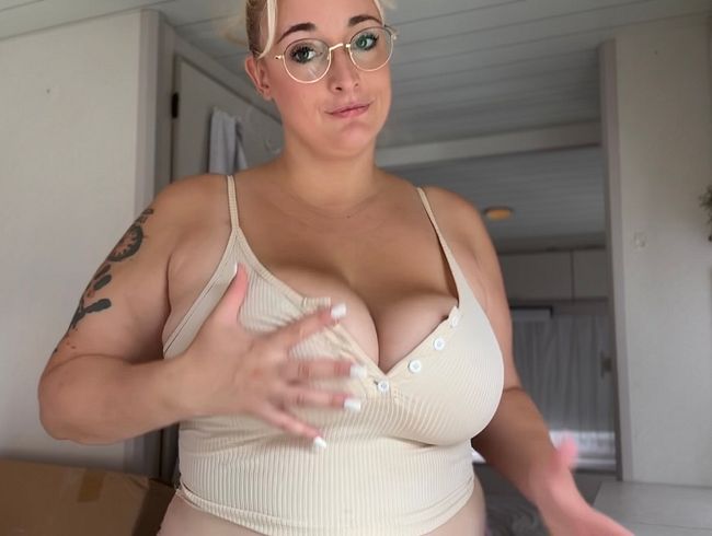 Download: BustyJillFox - XXL MILCHTITTEN Special!! Jetzt oder nie!!!
