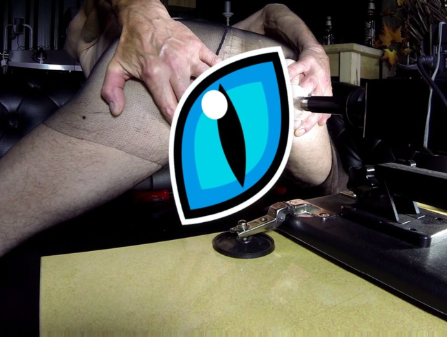 Download: CC-HOT-MEDIA - Doggystyle Maschinenfick in Nylons