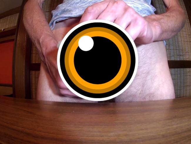 Download: CC-HOT-MEDIA - Stinkendes Nylonsöckchen