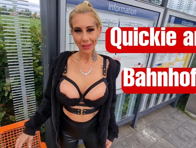 Download: Candy_Suck - Quickie am Bahnhof