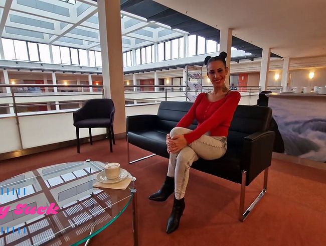 Download: Candy_Suck - Schnellfick auf der Lobbytoilette