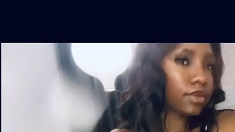 Download: Cara_Bella - Erotischer Striptease?