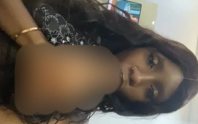 Download: Cara_Bella - Riesiger Dildo in meinem Hals