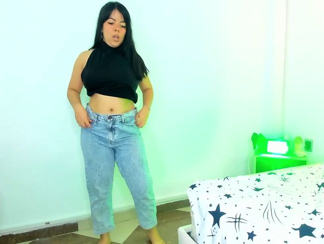 Download: CassidyVega - Schauen Sie mir zu, wie ich mich für den Tag fertig mache.