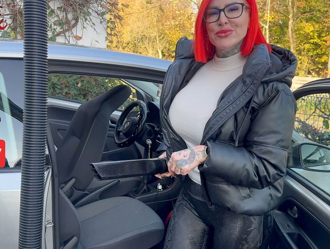 Download: Cat-Coxx - Von der Waschanlage direkt AO in die MilfFotze! Azubi (18+) gibt alles!!