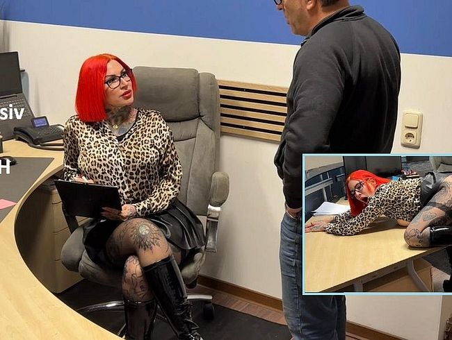 Download: Cat-Coxx - Anale Fakten in der Chefetage ! Arschficken bis die Rosette brennt …