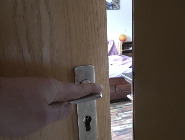 Download: Chaya-Mila - Oh mein Gott, ein Spanner