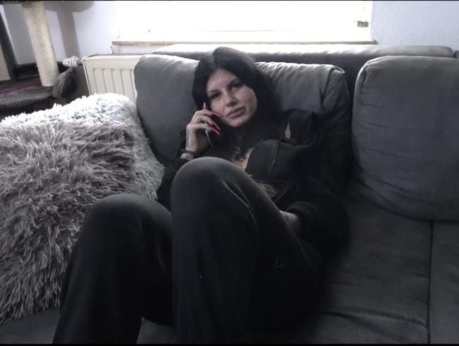 Download: Chaya-Mila - Stief Daddy hat keine Zeit für mich