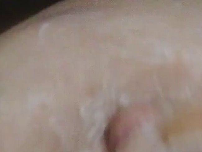 Download: Cheyenn432 - Tittenmassage mit Creme