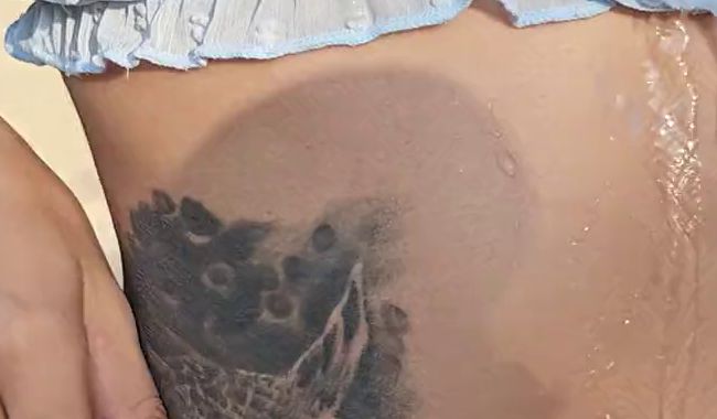 Download: ChloeMaccoy - Dieses süße Mädchen möchte mit Wasser spielen