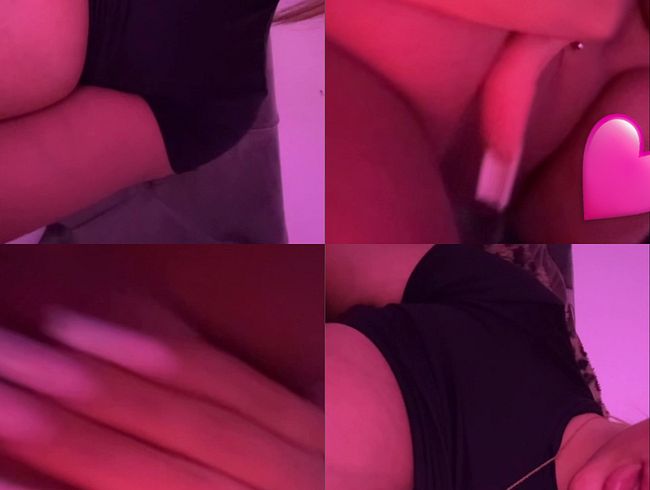 Download: Coco2004 - Hot russian Teen macht es sich zum ersten Mal selbst vor der Kamera