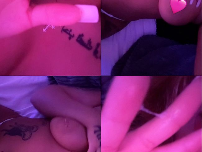 Download: Coco2004 - hot blonde teen macht es sich zum ersten mal vor der kamera selbst.