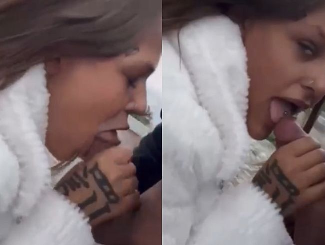 Download: Coco2004 - Premiere! Extrem privater Amateurblowjob