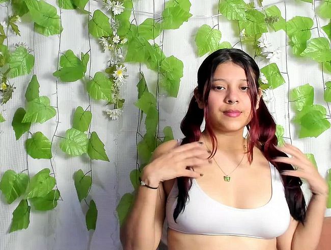 Download: CoralineHale - Du magst meine zarte und süße Frisur, Liebling. (ohne Ton)