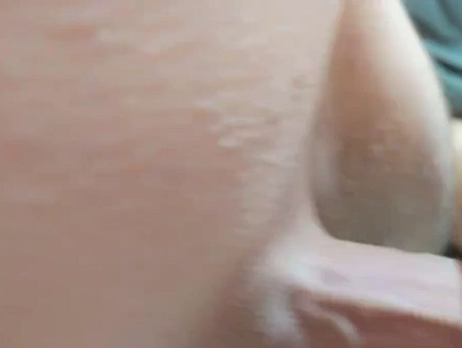 Download: Couple9084 - Sie genießt den Riesenschwanz anal und doggy mit plug