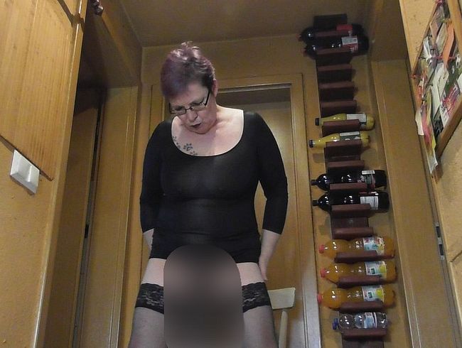 Download: Crazy-Carmen - (M)ein heisser Neujahrs-Clip - Allein auf meinem fetten Dildo...