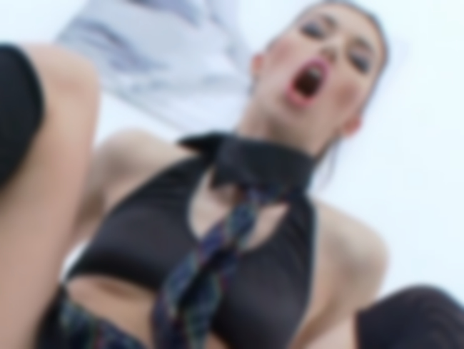 Download: Crazy-Sophia - Doppelanal-Chaos extrem! Meine Arschfotze wird kräftig geweitet!