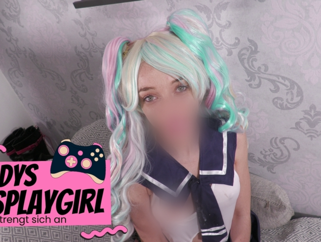 Download: CremeDeLaCreme93 - Daddy´s Costplaygirl strengt sich an