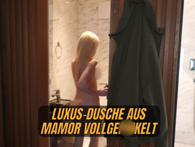 Download: CremeDeLaCreme93 - Luxus-Dusche aus Mamor vollgepinkelt