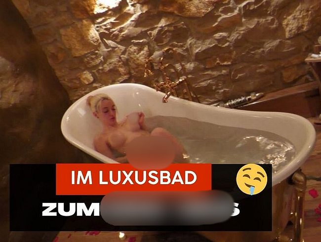 Download: CremeDeLaCreme93 - Im Luxusbad zum Orgasmus gekommen